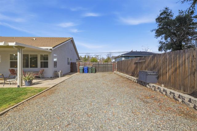 9184 Central Ave, Orangevale, CA 95662