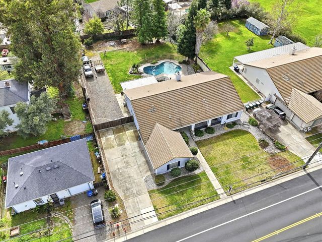 9184 Central Ave, Orangevale, CA 95662