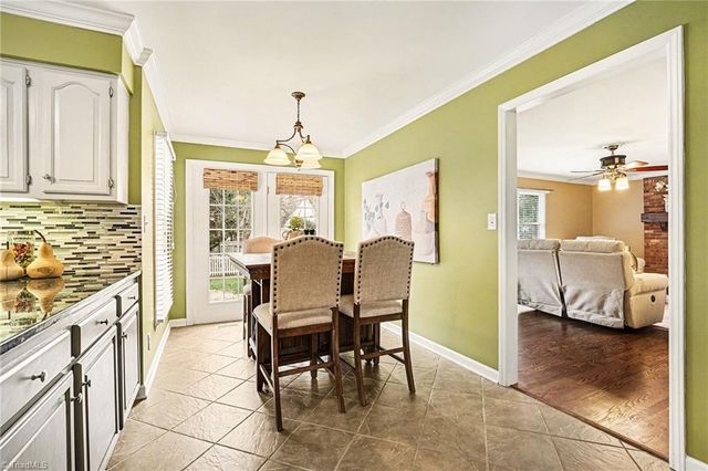 3908 Sandlewood Road, High Point, NC 27265