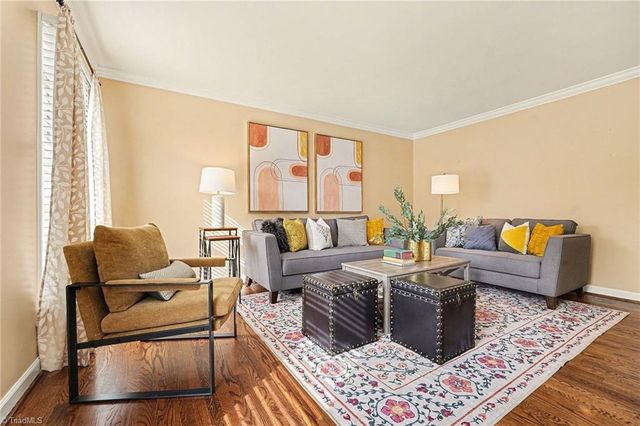 3908 Sandlewood Road, High Point, NC 27265