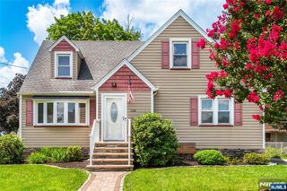 228 Broadway, Pompton Lakes, NJ 07442