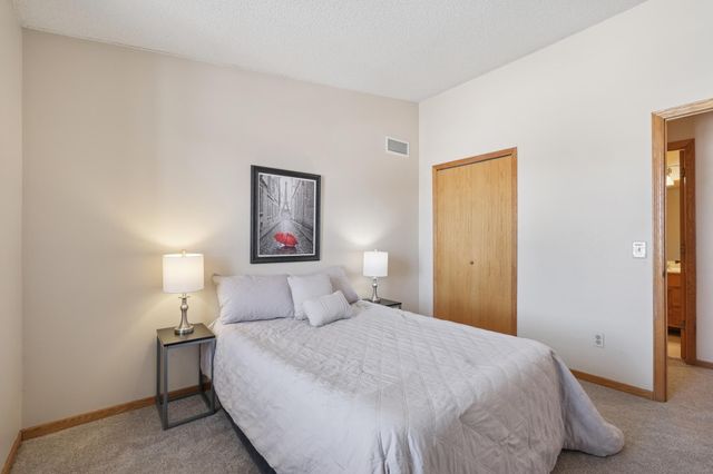 14304 Estates Avenue, Apple Valley, MN 55124