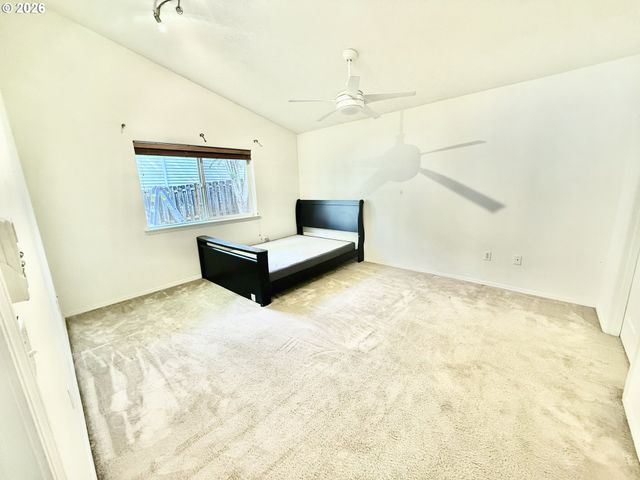 39057 JERGER St, Sandy, OR 97055