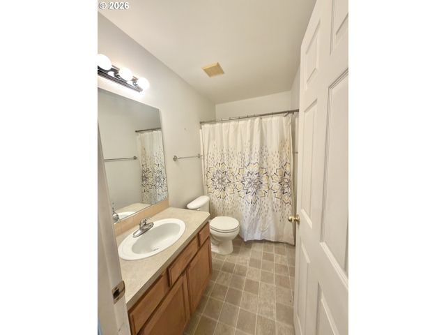 39057 JERGER St, Sandy, OR 97055