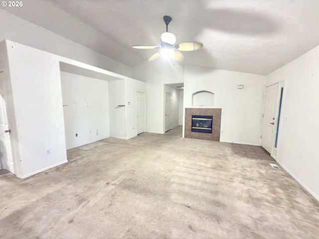 39057 JERGER St, Sandy, OR 97055