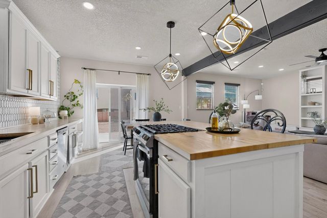 6506 Desert Spirit Road NW, Albuquerque, NM 87114