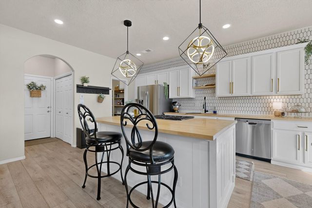 6506 Desert Spirit Road NW, Albuquerque, NM 87114