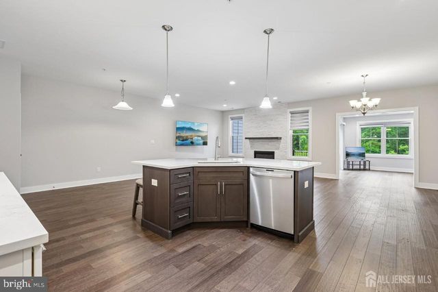 52 RIVERWALK RIV, Plainsboro, NJ 08536