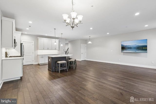 52 RIVERWALK RIV, Plainsboro, NJ 08536