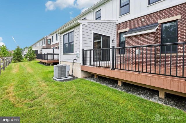 52 RIVERWALK RIV, Plainsboro, NJ 08536