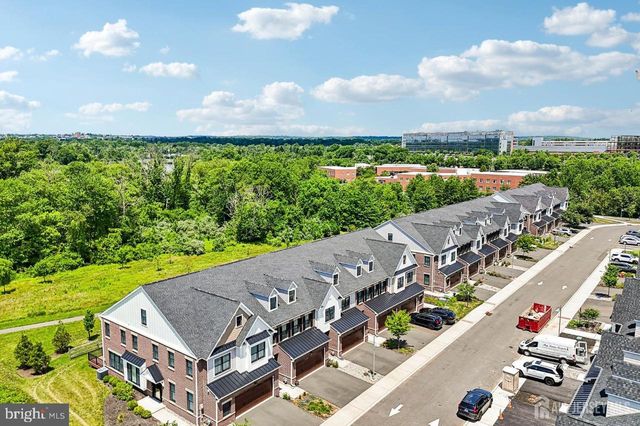52 RIVERWALK RIV, Plainsboro, NJ 08536