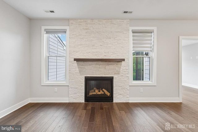 52 RIVERWALK RIV, Plainsboro, NJ 08536