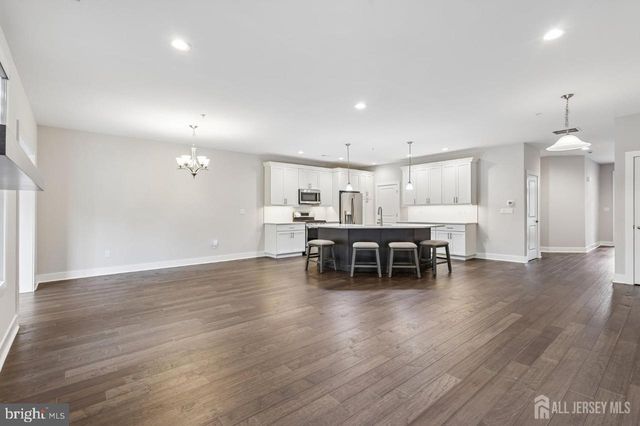 52 RIVERWALK RIV, Plainsboro, NJ 08536