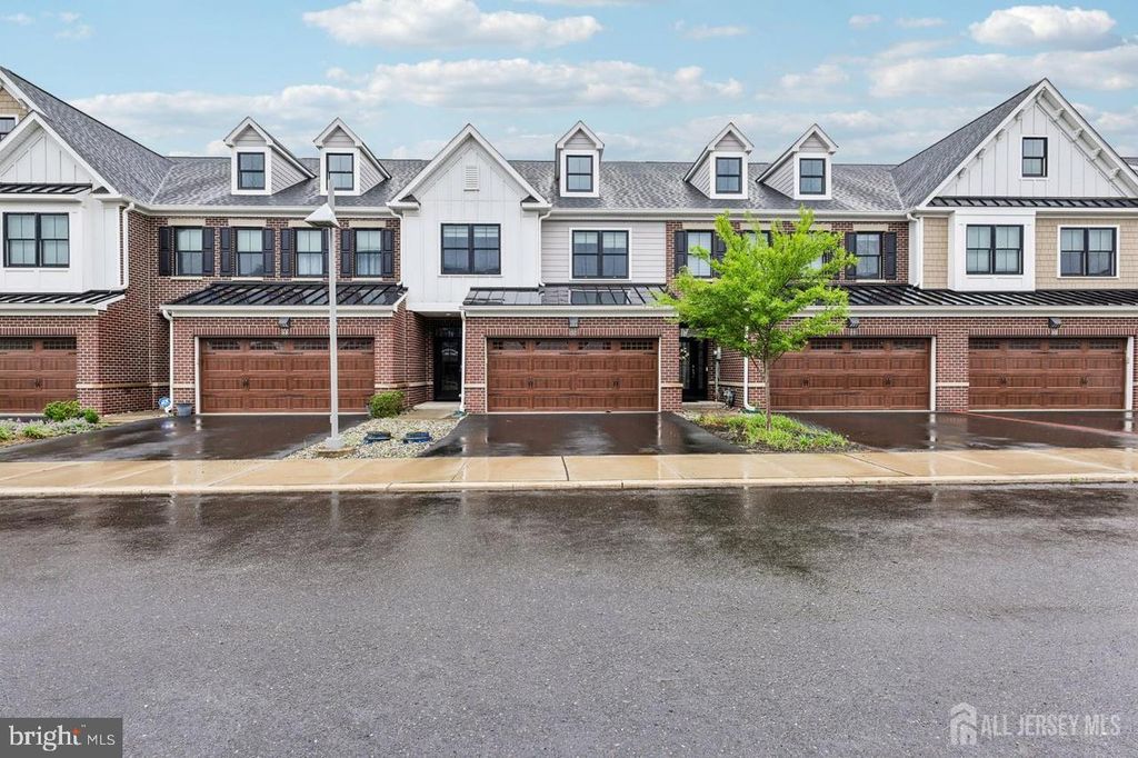 52 RIVERWALK RIV, PLAINSBORO, NJ 08536 — exterior