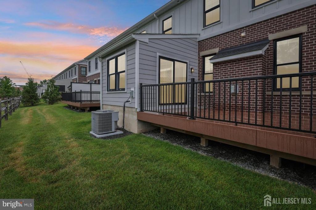 52 RIVERWALK RIV, PLAINSBORO, NJ 08536 — photo 3