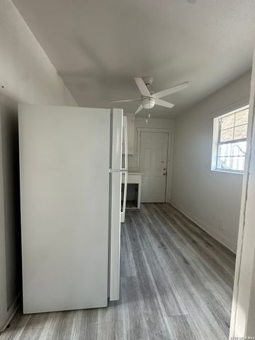 417 Eleanor Ave Apt 2, San Antonio, TX 78209