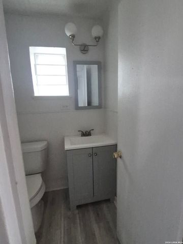 417 Eleanor Ave Apt 2, San Antonio, TX 78209