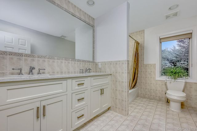 8 Lety Lane, Suffern, NY 10901