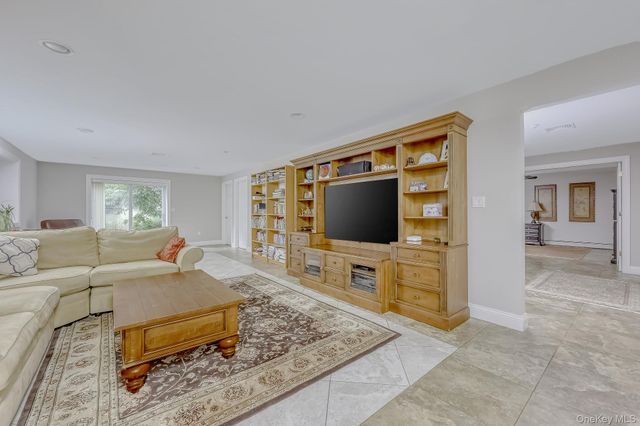 8 Lety Lane, Suffern, NY 10901