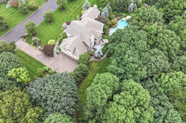 8 Lety Lane, Suffern, NY 10901