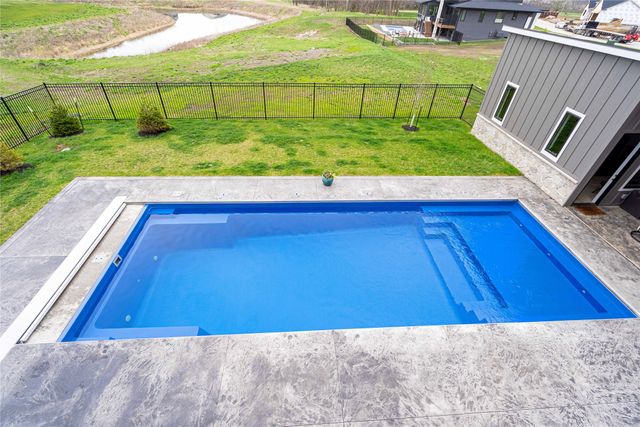 3815 NW 183rd Street, Clive, IA 50325