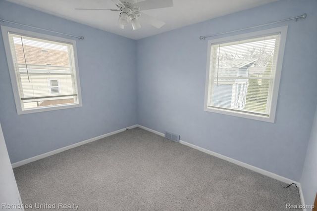 3332 McKee Avenue Sw, Wyoming, MI 49509