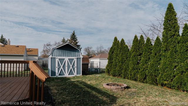 3332 McKee Avenue Sw, Wyoming, MI 49509