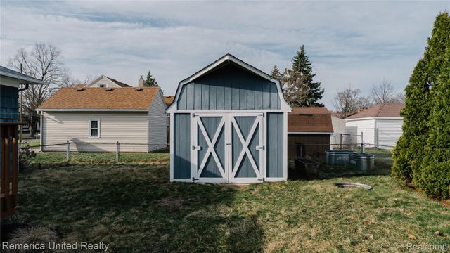 3332 McKee Avenue Sw, Wyoming, MI 49509