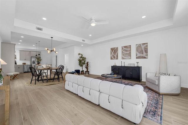 515 W PRINCETON STREET, Orlando, FL 32804