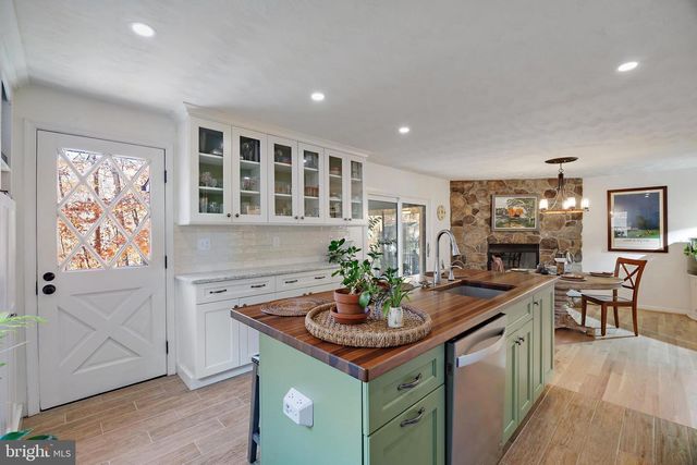 942 BUTTONWOOD TRL, Crownsville, MD 21032