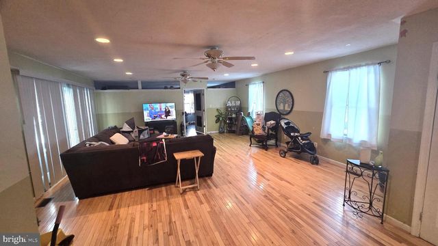 7905 SARAKAL RD, Clinton, MD 20735