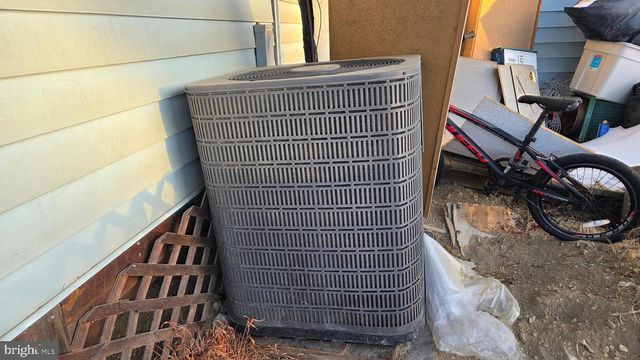 7905 SARAKAL RD, Clinton, MD 20735