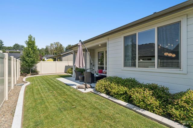 153 N Becknoll Lane, Eagle, ID 83616