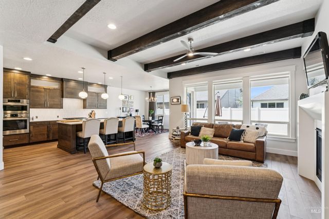 153 N Becknoll Lane, Eagle, ID 83616