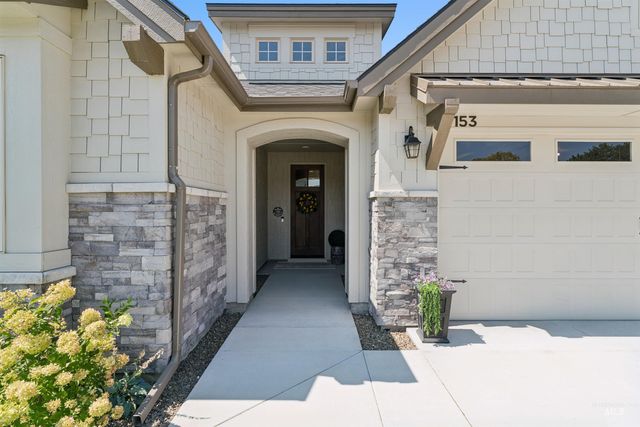 153 N Becknoll Lane, Eagle, ID 83616