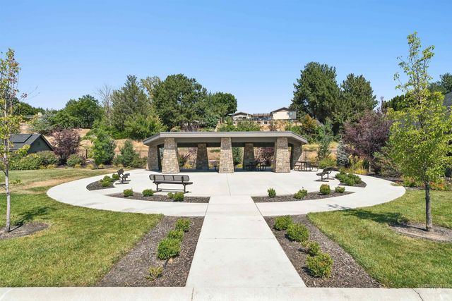 153 N Becknoll Lane, Eagle, ID 83616