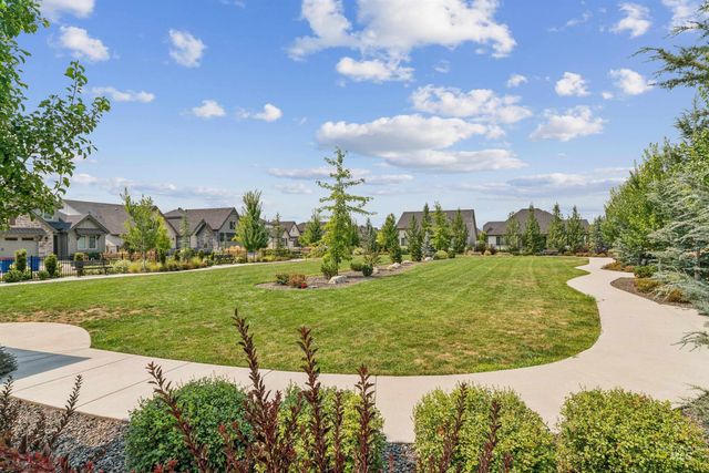 153 N Becknoll Lane, Eagle, ID 83616