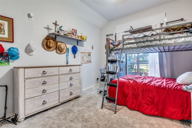 2521 Classic Court W, Bedford, TX 76021