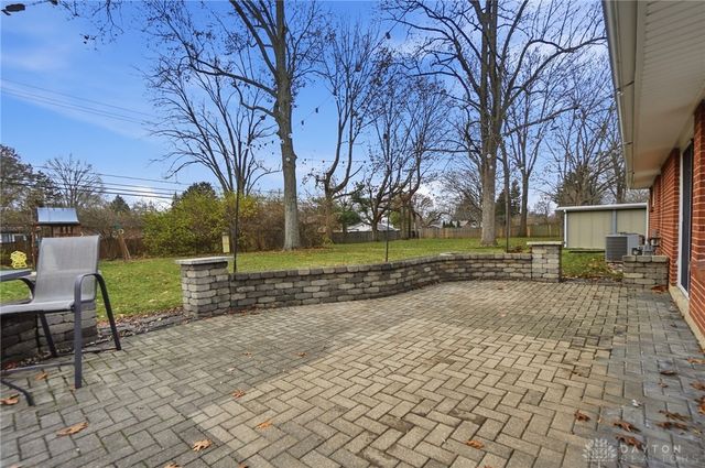 116 E Elmwood Drive, Dayton, OH 45459