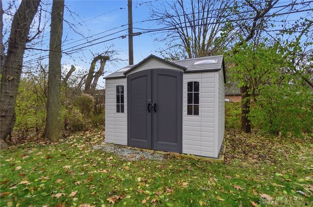 116 E Elmwood Drive, Dayton, OH 45459