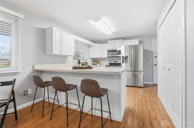 116 E Elmwood Drive, Dayton, OH 45459