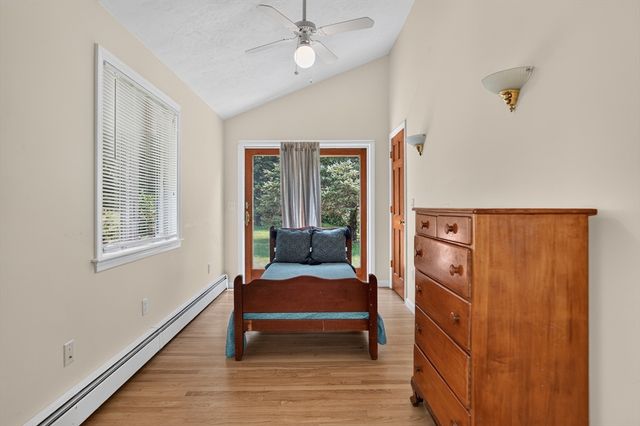 15 Burbank Ln, Lancaster, MA 01523
