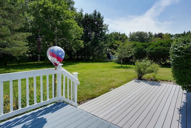 15 Burbank Ln, Lancaster, MA 01523