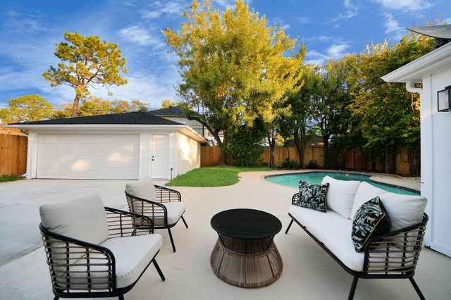 12318 Queensbury Lane, Houston, TX 77024