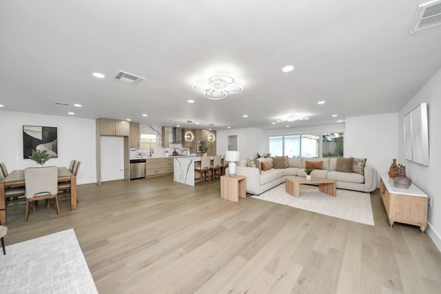 12318 Queensbury Lane, Houston, TX 77024