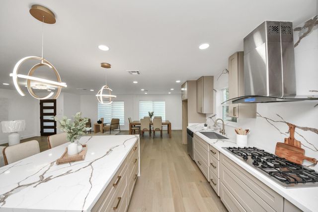 12318 Queensbury Lane, Houston, TX 77024