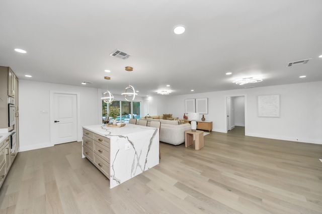 12318 Queensbury Lane, Houston, TX 77024