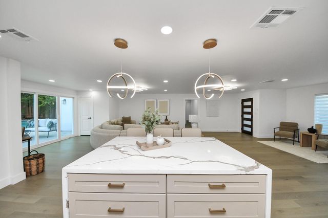 12318 Queensbury Lane, Houston, TX 77024