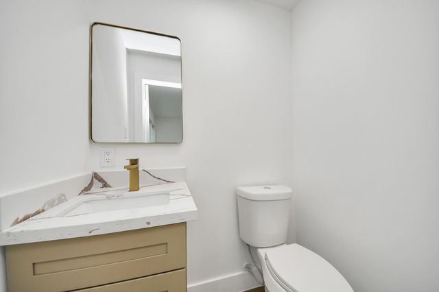 12318 Queensbury Lane, Houston, TX 77024