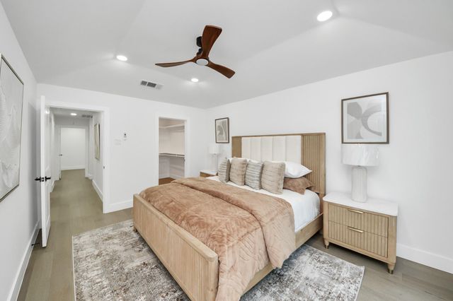 12318 Queensbury Lane, Houston, TX 77024